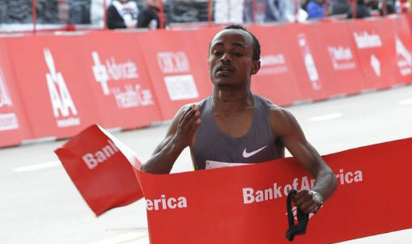 Kebede wins Chicago Marathon 2012