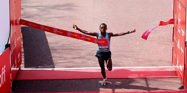 Tsegaye Kebede wins London Marathon 2013