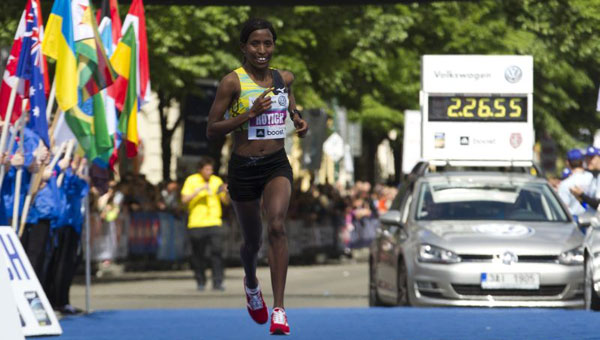 Kemboi, Rotich triumph in Prague