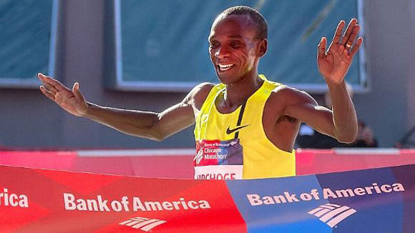 Kipchoge and Jeptoo win in Chicago