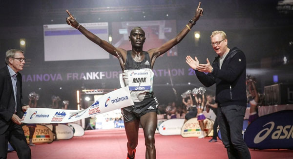 Korir, Daska take Frankfurt Marathon titles