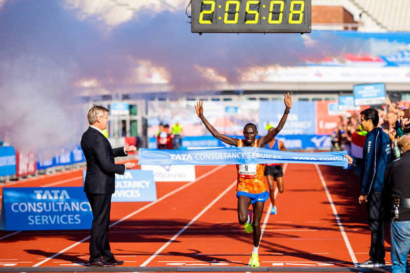 Cherono wins Amsterdam Marathon in Record Time