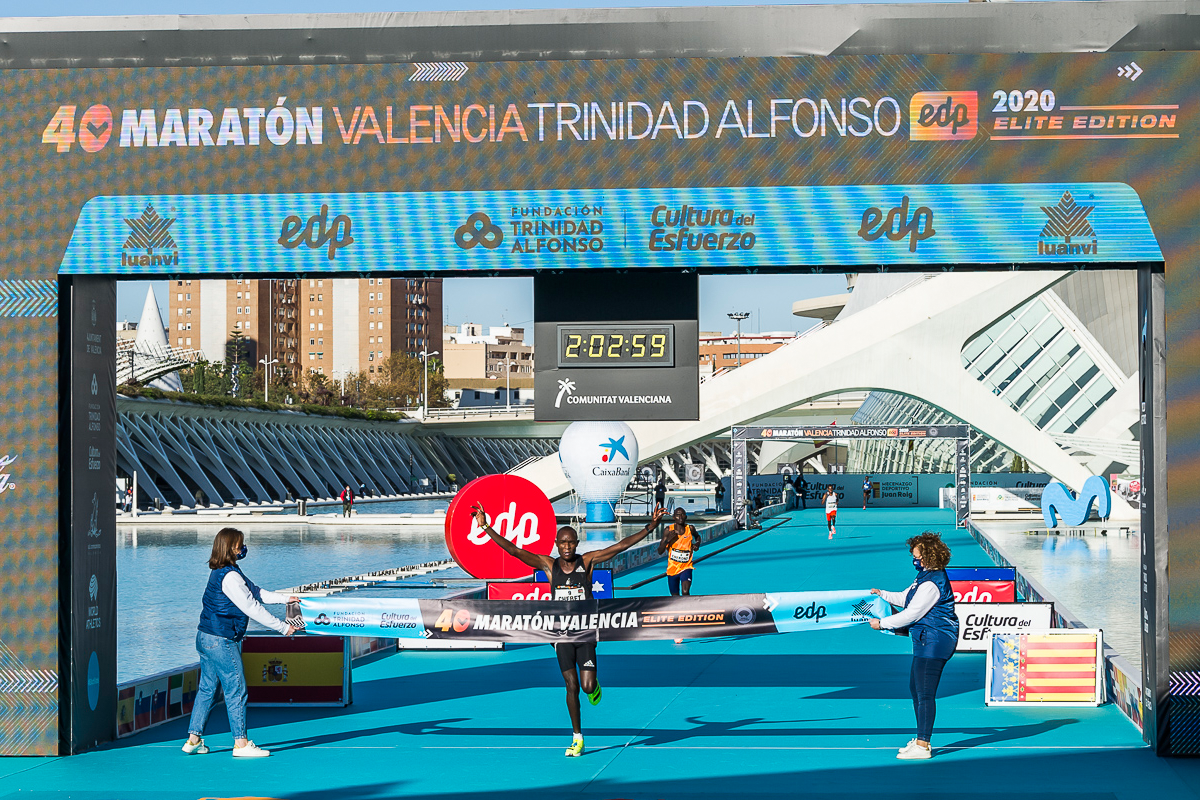 Chebet wins the Valencia Elite Edition Marathon 2020